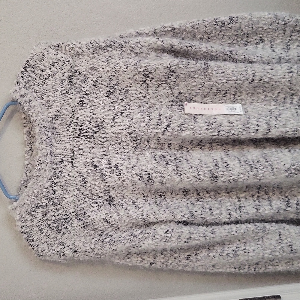 SO Crew Sweater